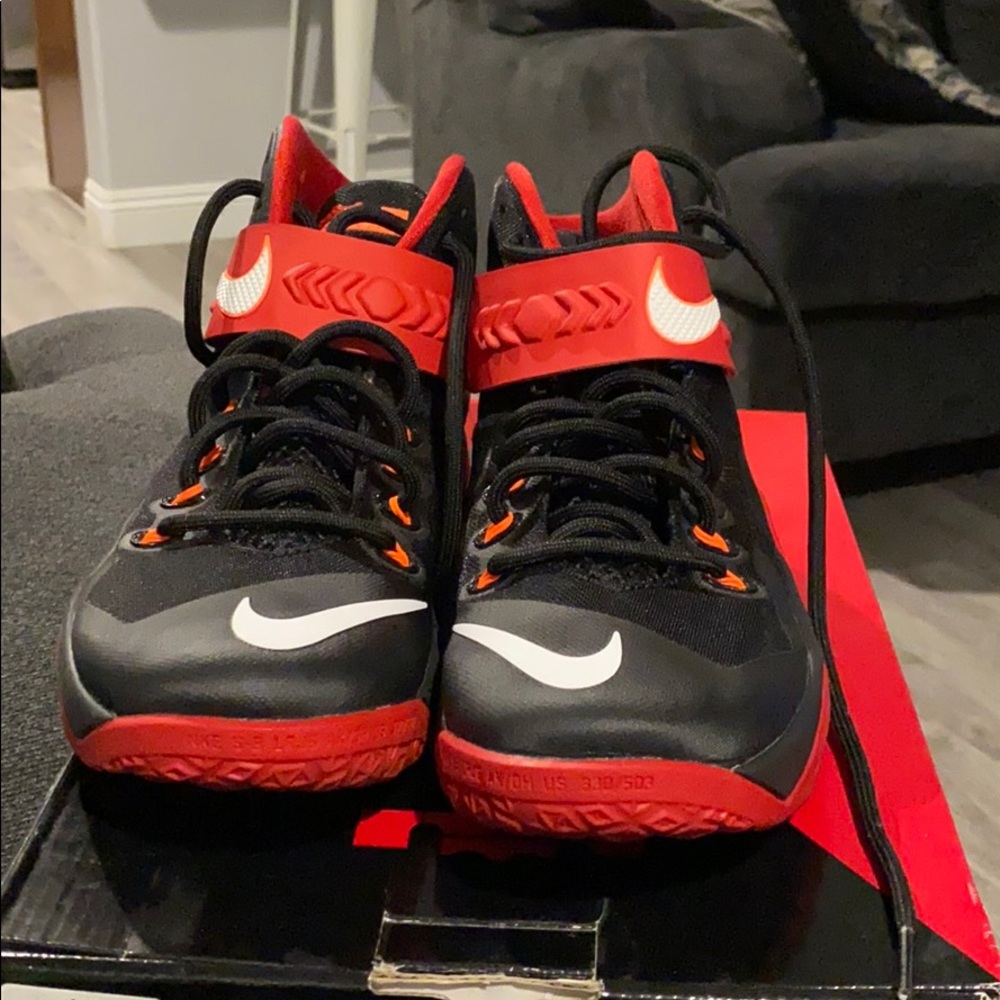 Nike zoom soldier VIII Mens shoes